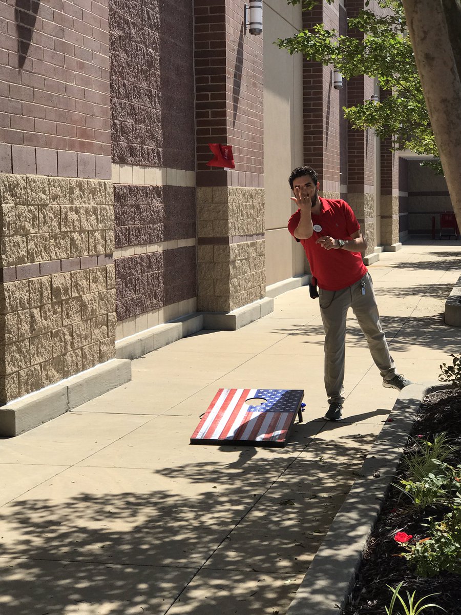 amandah091's tweet photo. More Memorial Day #LaburnumStrong #T2436 #Weareateam @KimBostTGT @adennis6639 @Jaquillaaaaaa @FarrenTripp @JonRicci_Target https://t.co/bUCrjvTUEd