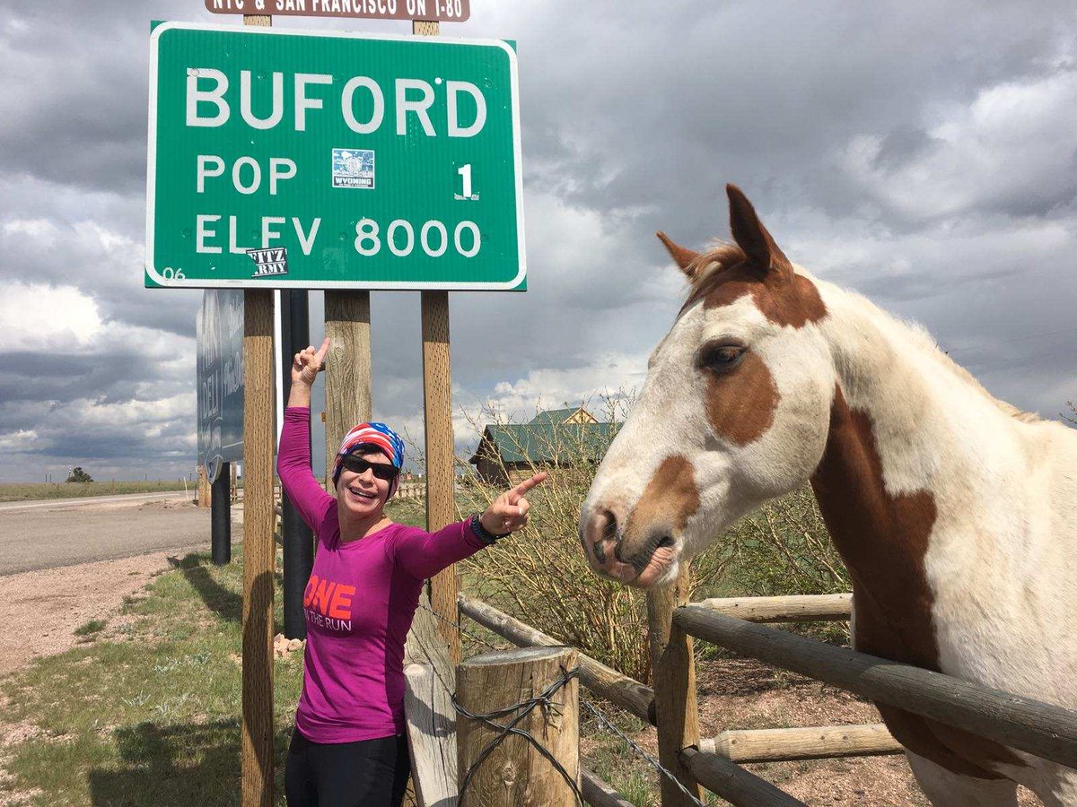 oneontherun's tweet photo. So close to Cheynne. 66 miles to the state line.
#RethinkImpossible
@Robin_Leach @JenniferRomas @LizVassey https://t.co/FnkttFef8I