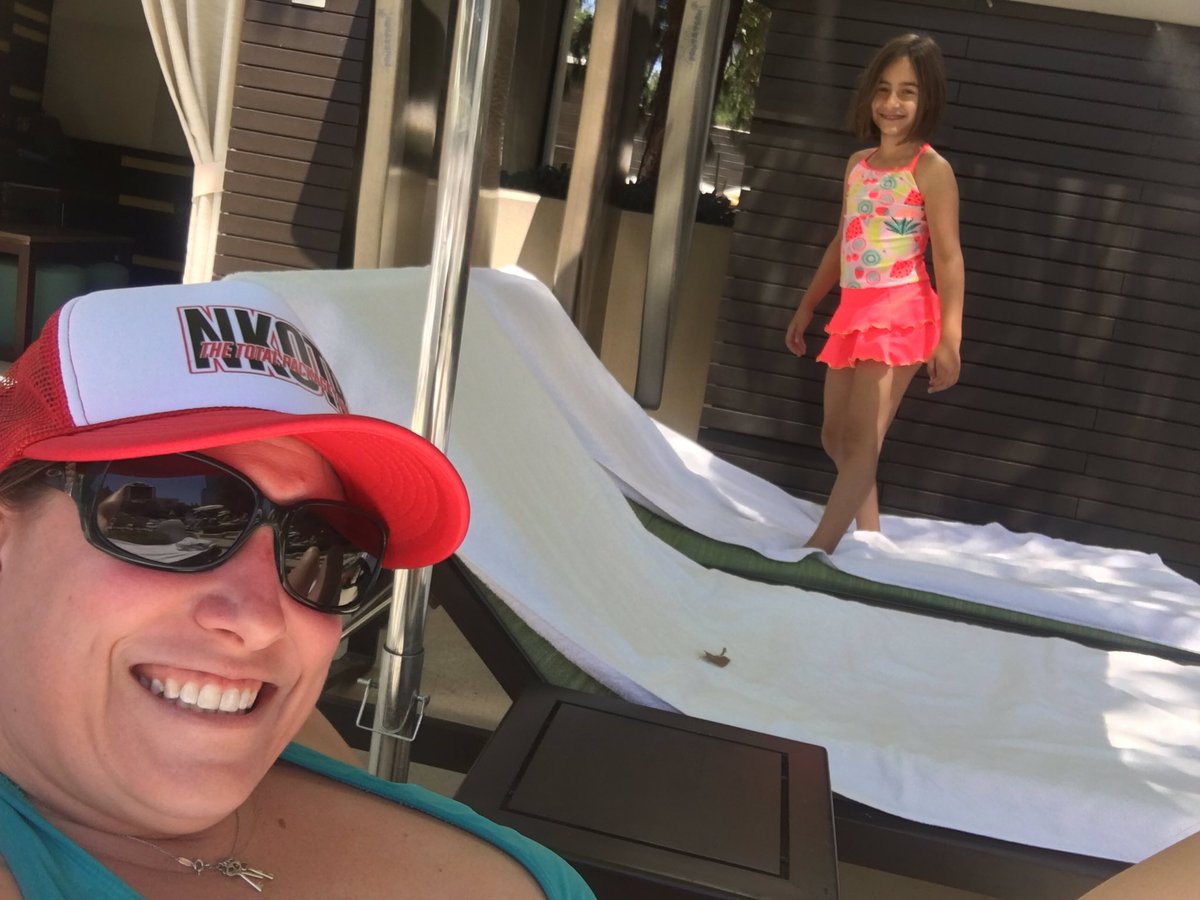 Windizzle8's tweet photo. This is how we recover from the @NKOTB #TotalPackageTour. #aria #ariapool #nkotb #ariacabana #thankful4Vegas https://t.co/ILLOJ9t0bp