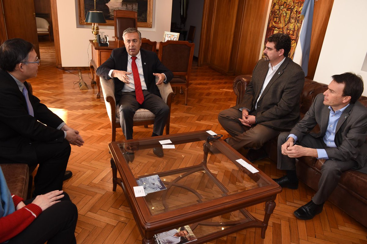 MartinKerchner's tweet photo. Junto a @DifusionCornejo recibimos a Zhai Chengyu, Consejero Económico y Comercial de la Embajada China. Buscamos atraer nuevas inversiones https://t.co/jKt4gfktsf