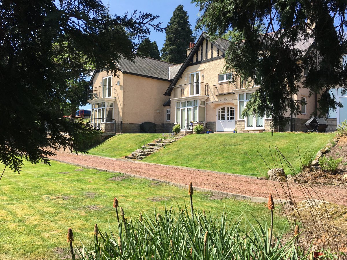 Just one break left in the whole of June #NorthEastHour! Take in the finest views in #Northumberland, now just £355 westcliffehouse.com/wp_install/che…