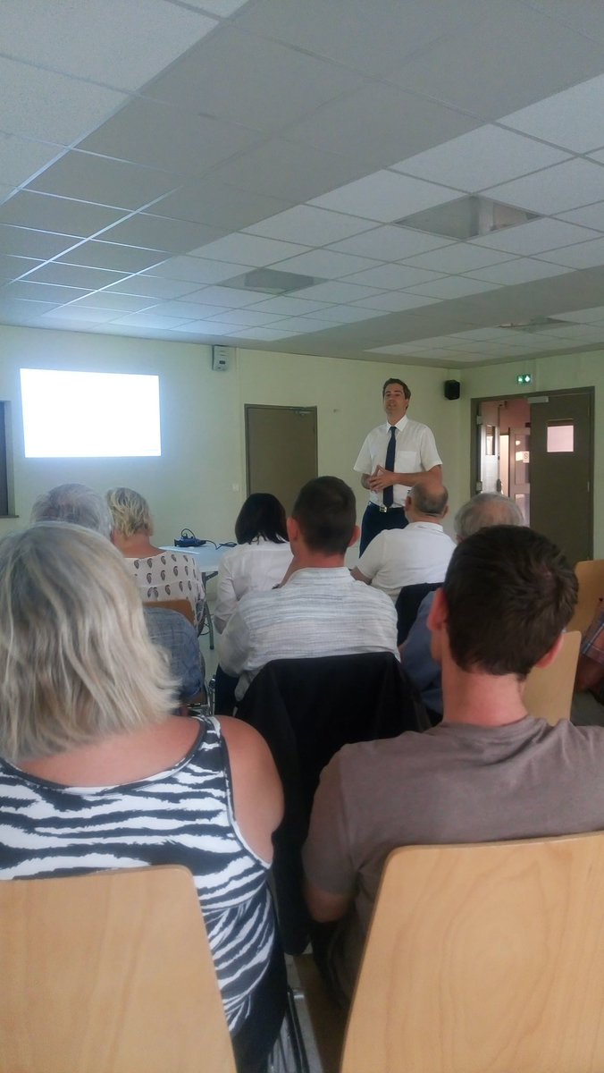 BechtGroff2017's tweet photo. Belle réunion publique à #Zillisheim ce soir ! Merci de votre soutien ! #OB2017 #Becht #legislatives2017 https://t.co/x0UO2kwnsL