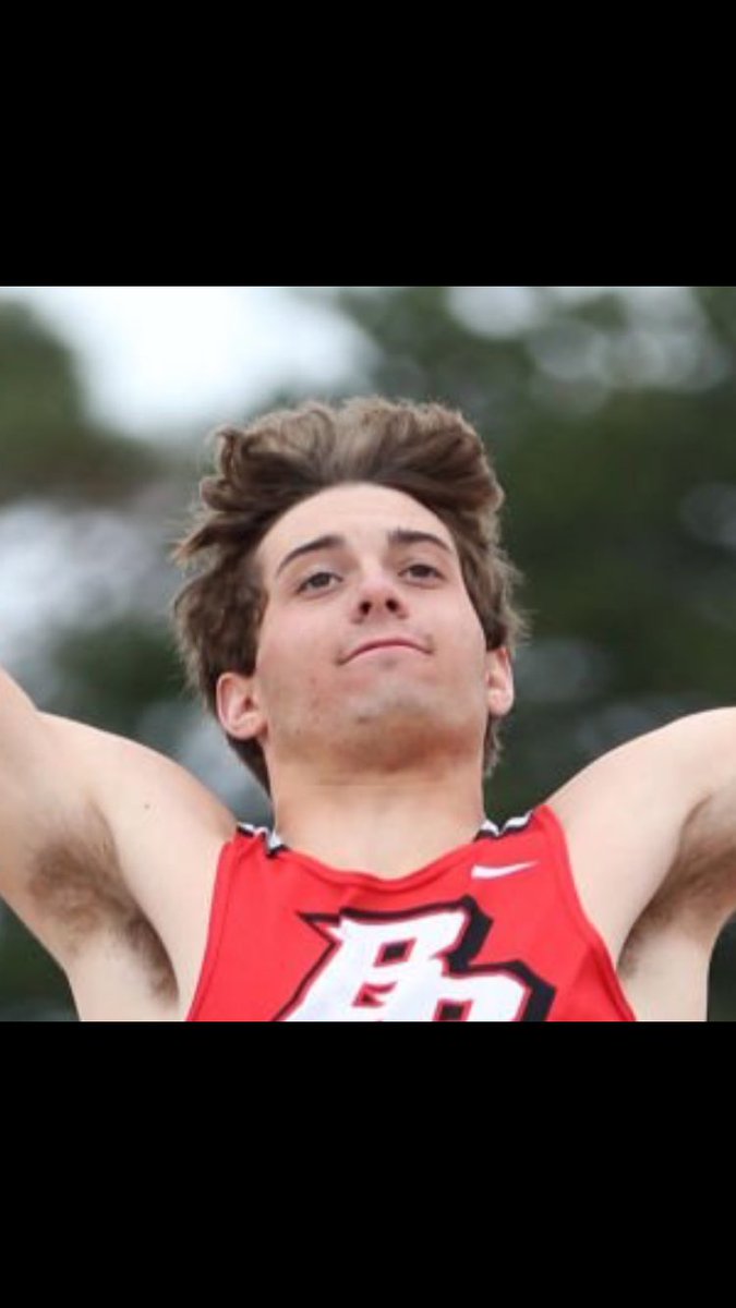 SmithChasesmith's tweet photo. When you're in the middle of winning the long jump state title but see bae leaving with someone else https://t.co/kd3wPLbjTH