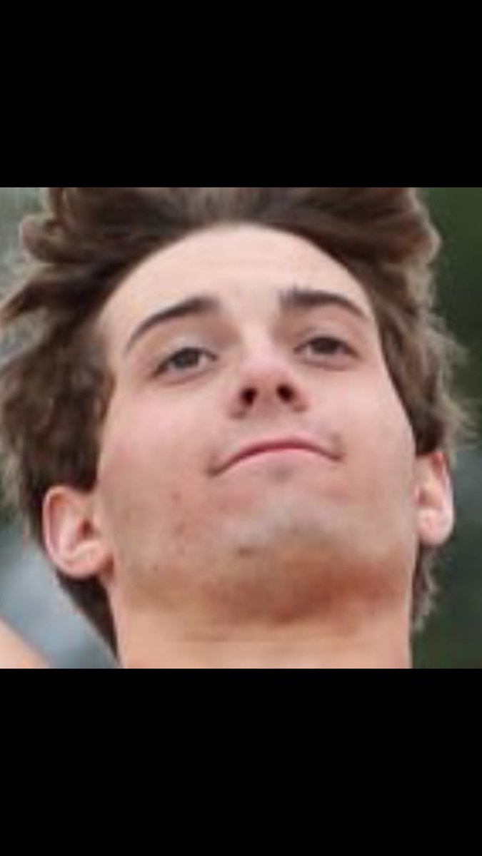 SmithChasesmith's tweet photo. When you're in the middle of winning the long jump state title but see bae leaving with someone else https://t.co/kd3wPLbjTH
