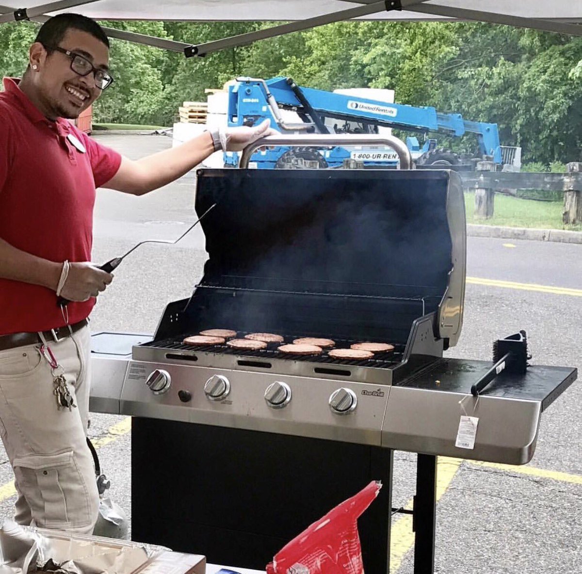 #T1109! Happy Memorial Day! 🇺🇸 #TeamAppreciation #worksomewhereyoulove @HelenNTGT <a href="/mckay_don/">Don McKay</a> <a href="/ChrisYeagerTGT/">Chris Yeager</a> <a href="/S2Roche/">Stefanie Roche</a> <a href="/jacalynmoretto/">Jacalyn Moretto</a>