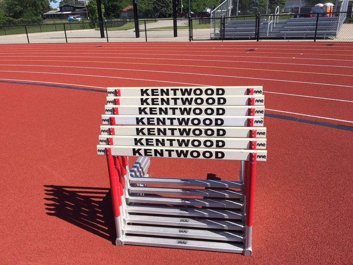 EKTracknField's tweet photo. 5 days til the MHSAA D1 state finals!  R U Ready??? https://t.co/Z22MO518Vi