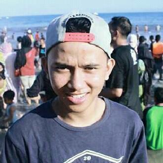 ERverside's tweet photo. ayo pergi bersamaku > Nunggu Sahur on #BIGOLIVE https://t.co/jpnzdvGEyV https://t.co/GS57jqjBag