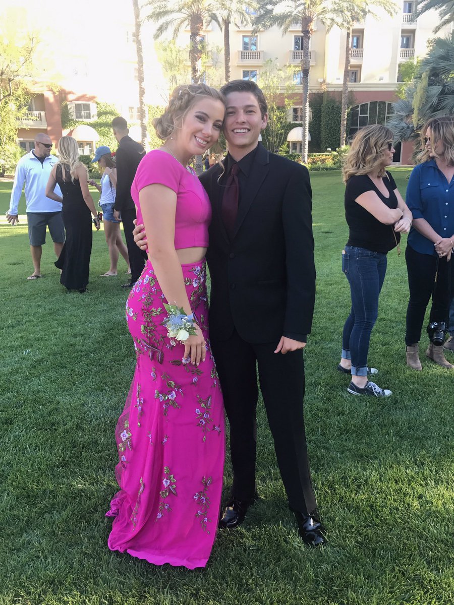 colletspencer's tweet photo. Happy birthday Gia!! @gbeeeee https://t.co/xDrOBCBBQq