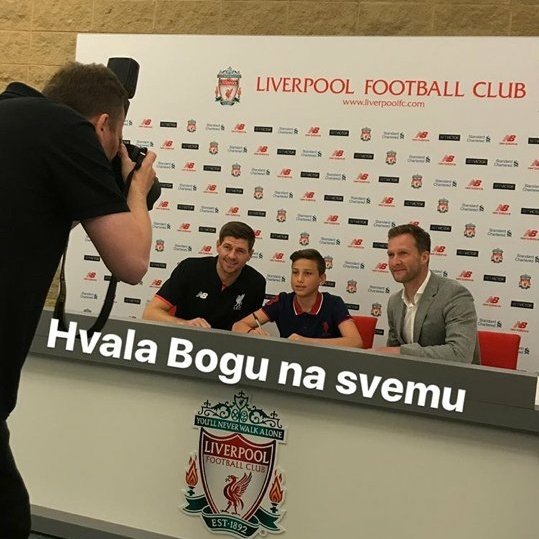 Προβολή εικόνας στο Twitter Προβολή εικόνας στο Twitter