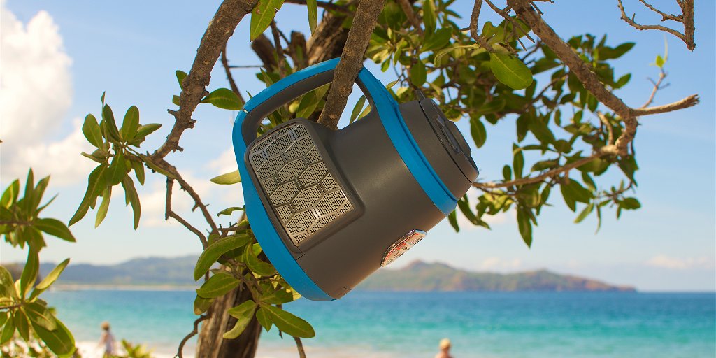 DUBGEAR's tweet photo. Where will you be hanging out this summer? Cold drinks + Good tunes = #DUBSTEIN. The world's only stereo Bluetooth® speaker Koozie®. Cheers! https://t.co/rAUJSKPncQ