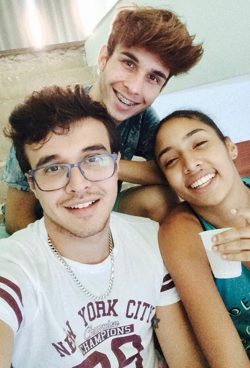 maduhlana's tweet photo. #Saidera #SegundaFire 🔙🌠🍻 https://t.co/jR4dzldFkO