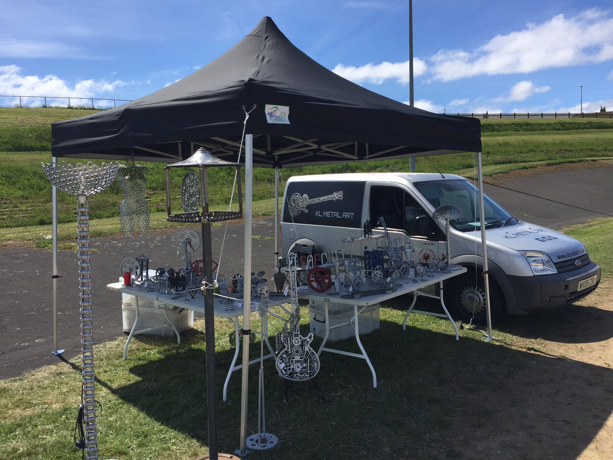 klmetalart's tweet photo. #ecocreatehour hi all, this was my stall yesterday at a classic car show, everything made from various scrap metal.. new gazebo too https://t.co/U4uEAETVXD