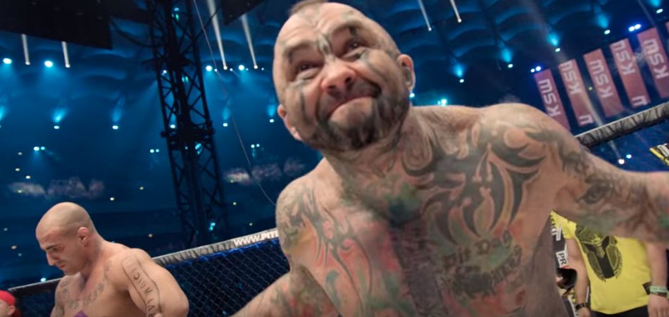 AlanMurphyMMA's tweet photo. [Video] Here are the @KSW_MMA 39 bonus winners - Fight, Sub &amp; KO #KSW39 #KSWColosseum  
https://t.co/w3kAtOhoRL https://t.co/Ts96lEUM3c