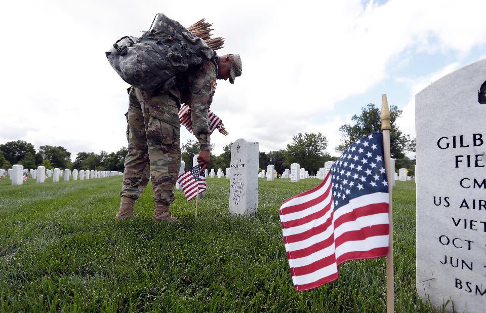 RSIspringglen's tweet photo. Have a Happy &amp; Safe #MemorialDay!  #honorandremember #respect https://t.co/grRliR777W