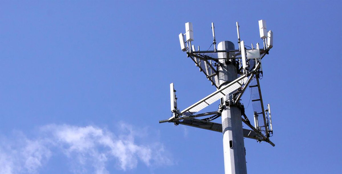 MobileSyrup's tweet photo. New proposal aims to reduce cellular dead zones in Eastern Ontario https://t.co/pBa3xm0Cih https://t.co/MneT2TzddW