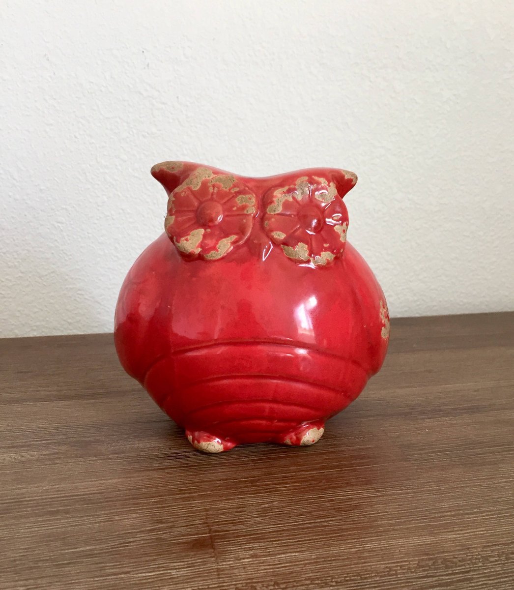 TBDSD19's tweet photo. Red Ceramic Owl; Vintage Ceramic Owl; Owl Statue; Red Owl; Ceramic … https://t.co/yCs5DVycTR #Speckadoos #RedCeramic https://t.co/3RBJ5YY8cj