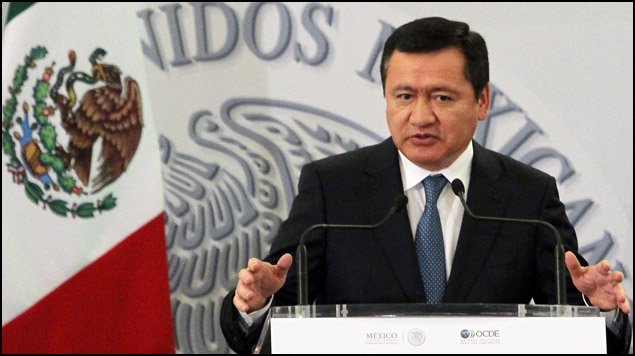 SolPolitica's tweet photo. @osoriochong analiza acciones de #seguridad en #Veracruz

Info: https://t.co/3Nk8XomAro

@YoconYunes #PozaRica #Violencia https://t.co/4G0FQAykfS