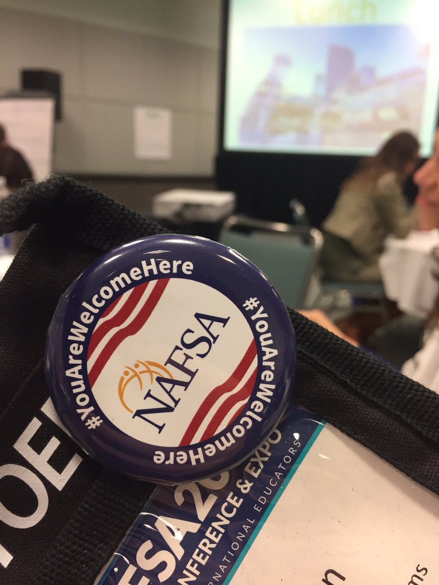 EDUReferences's tweet photo. How cool is this? #youarewelcomehere #nafsa17 #trainercorps https://t.co/e4k6msZi1o