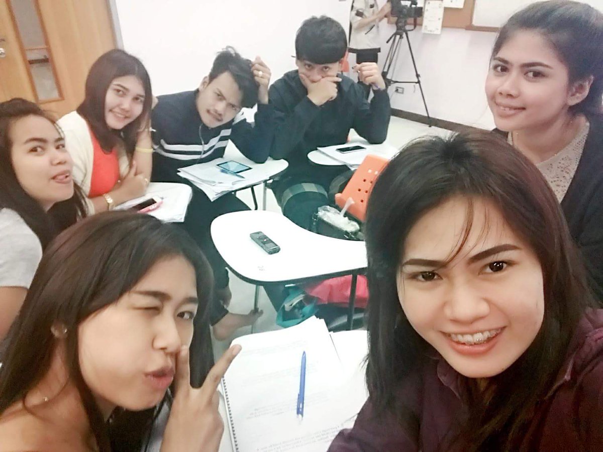 CThongnan's tweet photo. สนุกสุดก็ตอนอยู่กับเพื่อนนี้แหละ
#มันก็จะคิดถึงหน่อยๆ https://t.co/6hvoqsQOYc