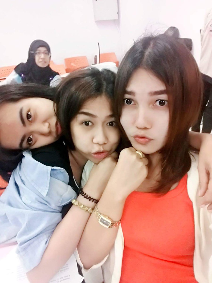 CThongnan's tweet photo. สนุกสุดก็ตอนอยู่กับเพื่อนนี้แหละ
#มันก็จะคิดถึงหน่อยๆ https://t.co/6hvoqsQOYc