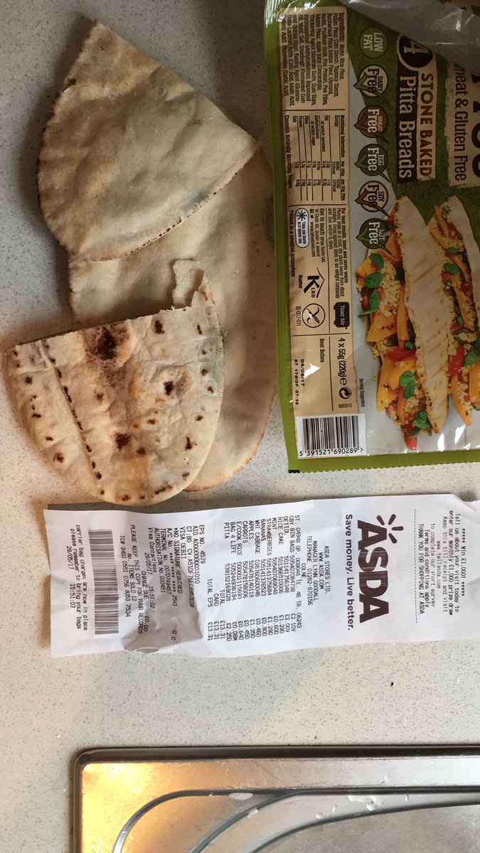 emilysleech's tweet photo. Oh no @asda @BFreeFoods bought these today for tea, only 1 full pitta and 2halves salvageable... now what? Best before 6/6/17 #mouldy https://t.co/maT8Hb5uuR