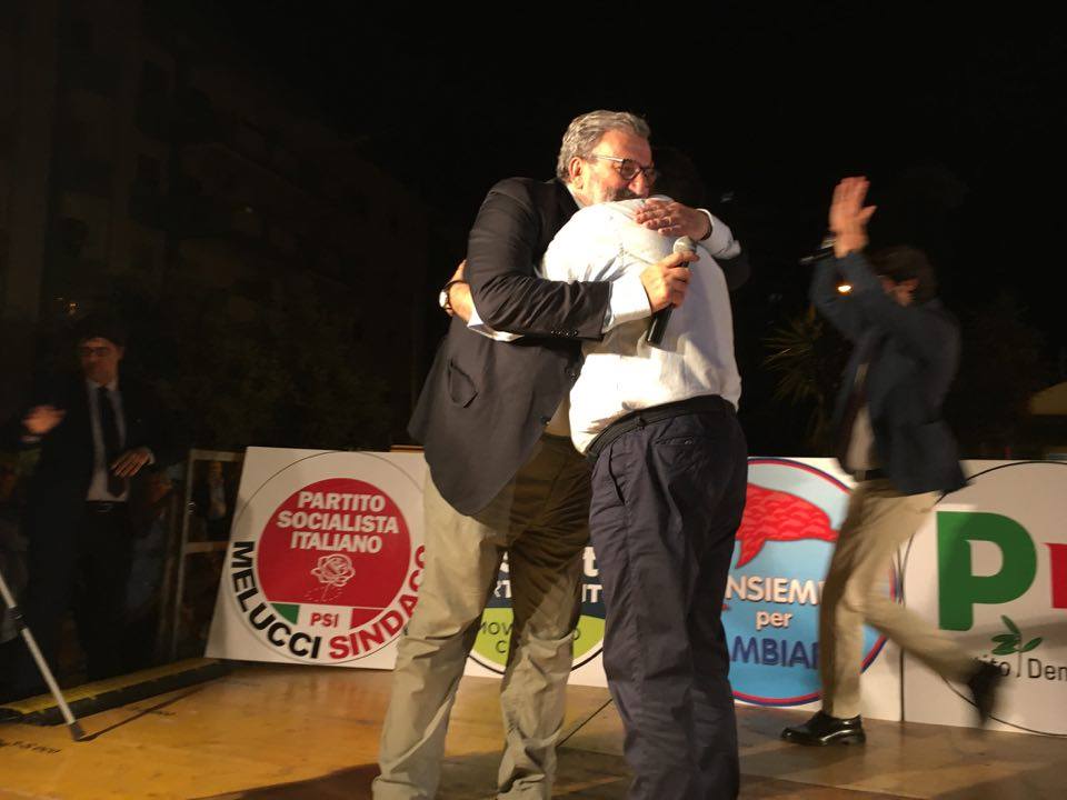 PdTaranto's tweet photo. Con @RinaldoMelucci e @micheleemiliano alla presentazione coalizione di centrosinistra.
#Taranto una bella impresa!
#BenvenutaTaranto https://t.co/Uc9LIU0Ld4