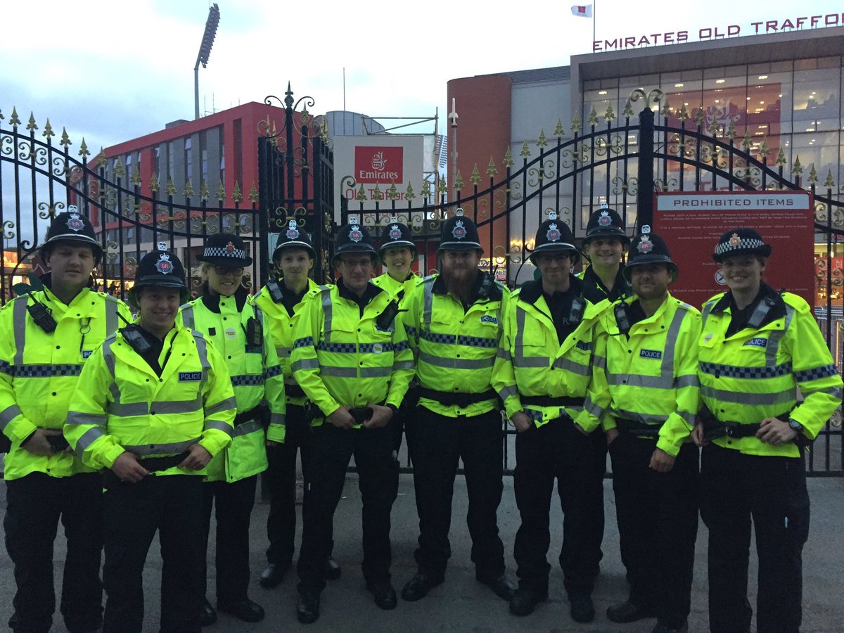 MikeWalmsleyMBE's tweet photo. This week @GMPSpecials have volunteered over 4,700 hours to assist regular colleagues who have shown outstanding spirit throughout #TeamGMP https://t.co/bGYT0f7rUE