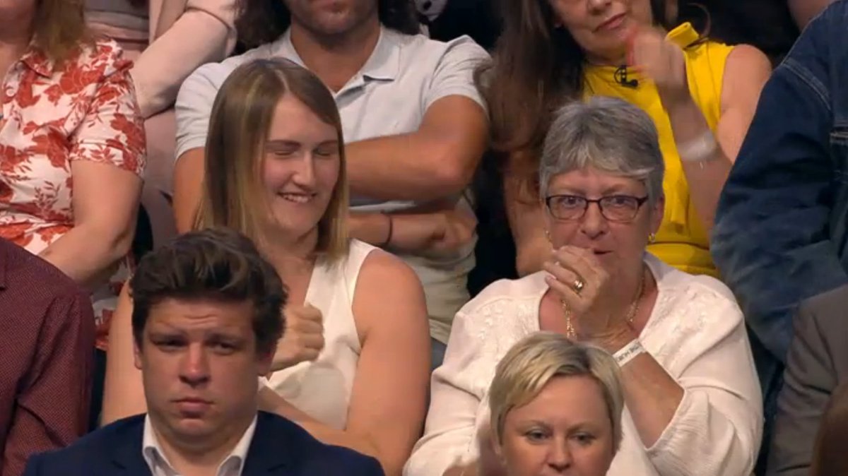 ptr_yeung's tweet image. Paxman to May: With all these U-turns, will the EU negotiators think you're a walkover?
Audience: Burnnnn
#BattleForNumber10