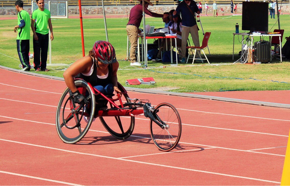 conadeoficial's tweet photo. #DeporteAdaptado Récord de américa para Diana Coraza y Eliezer Gabriel en abierto de Para Atletismo SLP 2017. https://t.co/6PD6G95k2u https://t.co/DPwUbloavQ