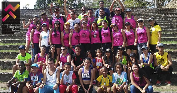 SuelaFondo's tweet photo. Todo Terreno Runners celebró 3er aniversario | https://t.co/VJXGf4OuIm | Por @Elbiciclon | #Running + #PuertoOrdaz https://t.co/LpKNBvC8kY