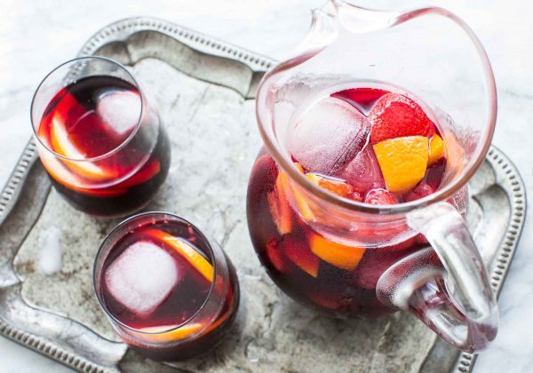 cookingdance_'s tweet photo. Mixed Berry Sangria 
Sangria is one of those things that you hardly need a recipe for – or even a particularly good red wine!

I do have a … https://t.co/Y4zDLFBRUo