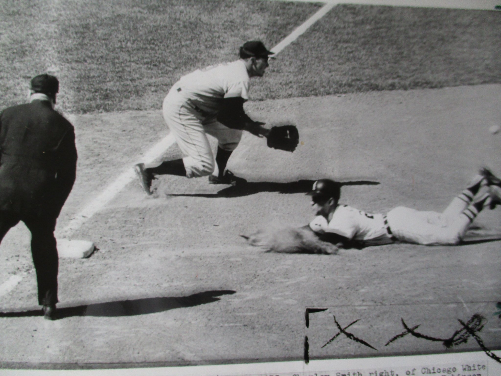 I recently bought this old Baltimore Sun photo of Brooks Robinson. Btw Happy belated birthday Brooks! 