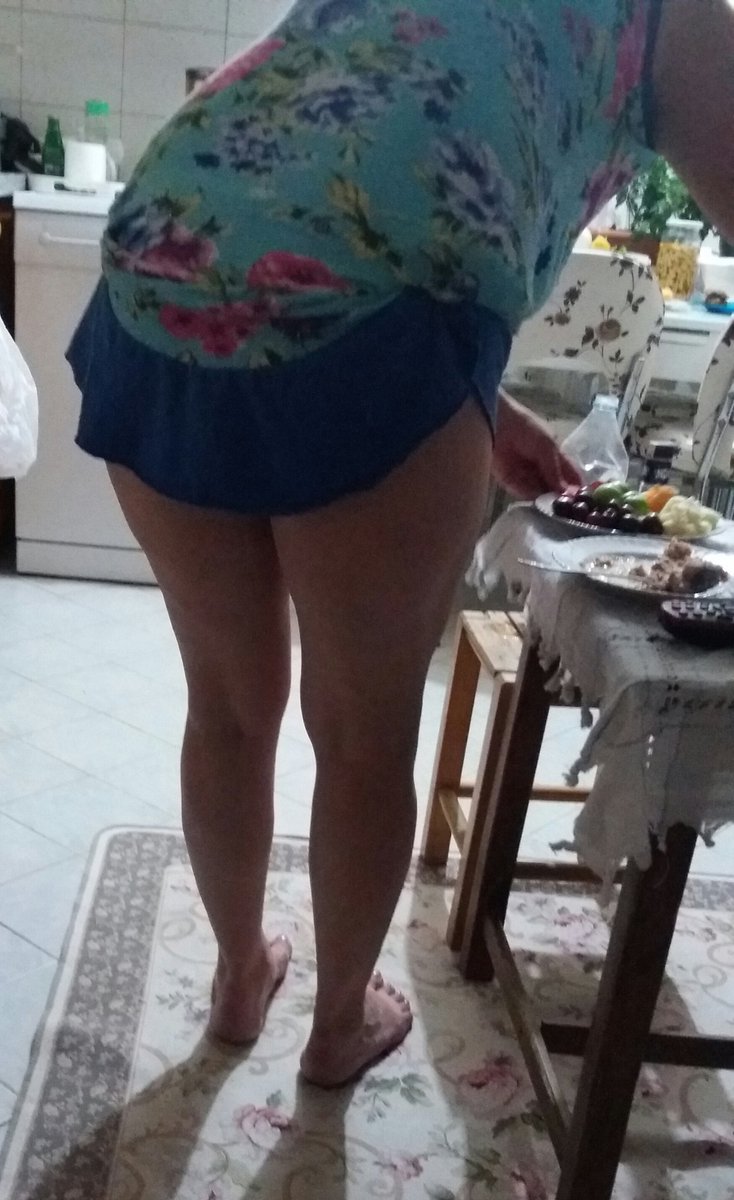 Duşumu aldım geldim ortalığı toparlayıp yatıcam. Gerçi hala canım istiyo ama.😉hepinizi öpüyorum 👄👄👄