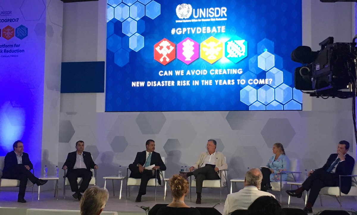 <a href="/ResilienceAF/">Resilience Action Fd</a> founder in live #resilience TV debate at #MEXICOGP2017 w/ <a href="/ariseinitiative/">ARISE</a>, parliamentarian <a href="/saberhc/">Saber H Chowdhury | সাবের হোসেন চৌধুরী</a> &amp; host <a href="/jmartinsamano/">José Martín Sámano</a>
