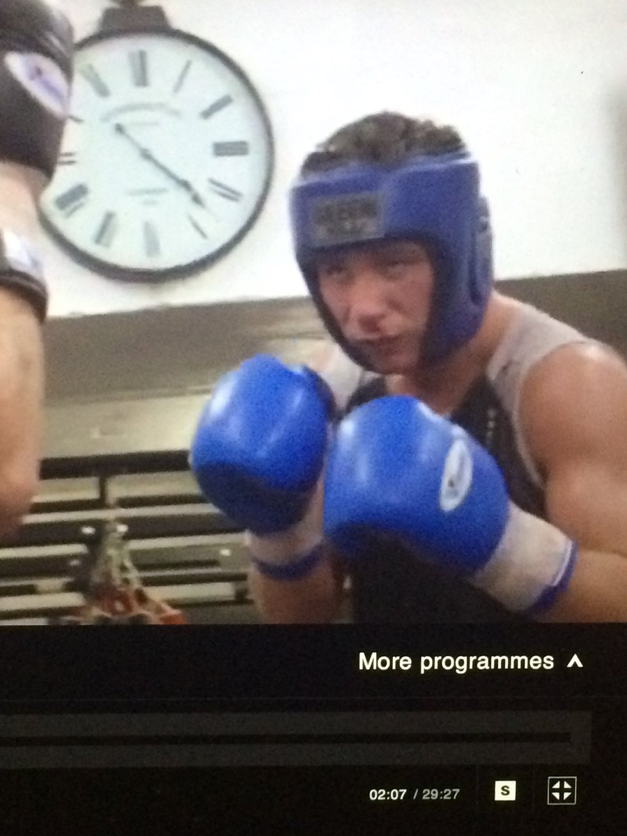 MattFieldtweets's tweet photo. ...on to episode 2 (@BBCiPlayer) of @CyclonePromo's 'Fight Game' and @GarveyKirk &amp; even @adamboxmartin make a cameo appearance 👀 #McGuigans https://t.co/AIQuN9BEpV