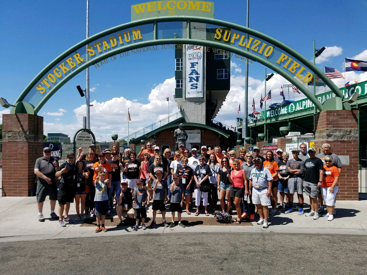 CowleySportsNET's tweet photo. Cowley fans anxiously waiting the Tigers @CowleyCollege @JUCOWorldSeries and a big shout out to @brittastrahm https://t.co/fV7CiEXJvD