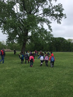 daysin3rdgrade's tweet photo. We went on a field trip to the @chicagoriver last week. We learned lots about the river and macroinvertebrates. We had a great time! https://t.co/6ZwCtAle6M