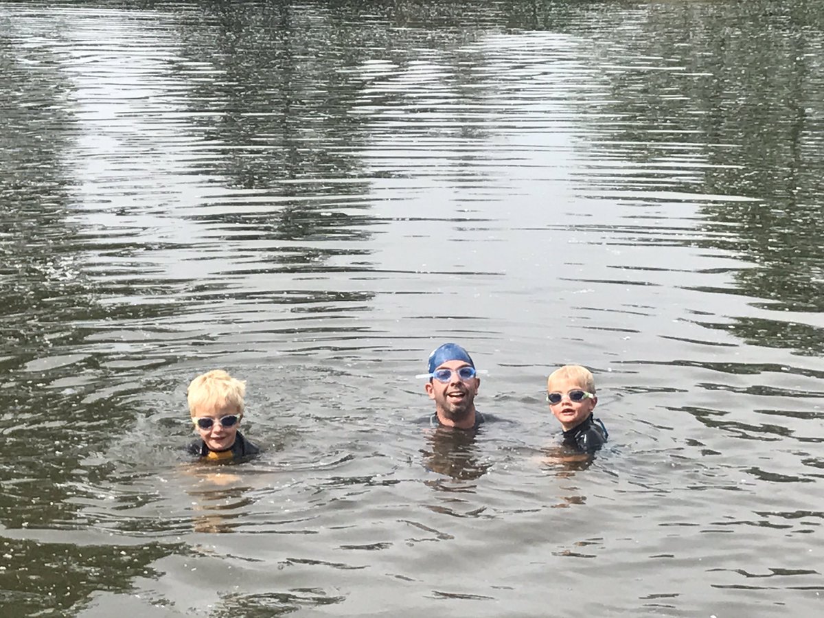 QTriatlon2016's tweet photo. Weekend preparation with the family for @TriatlonHamme. #countingdown #magnificentplace https://t.co/rQ0ueOBcmC