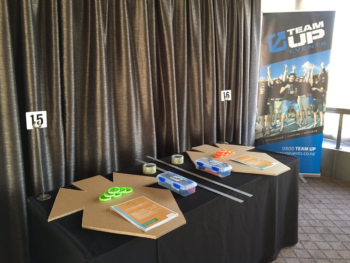 Getting ready for #flatoutpyramids at the @PullmanAuckland today #meetings2017 https://t.co/hnXnYLe2aI