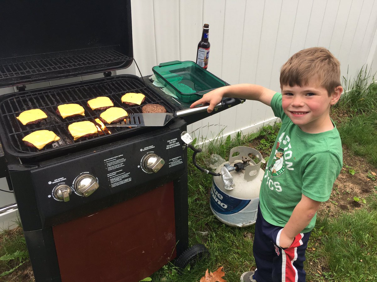 AfterHoursTC's tweet photo. Rain don't stop us from grilling! Happy Memorial Day #MemorialDay https://t.co/PZ6XwEPRdI