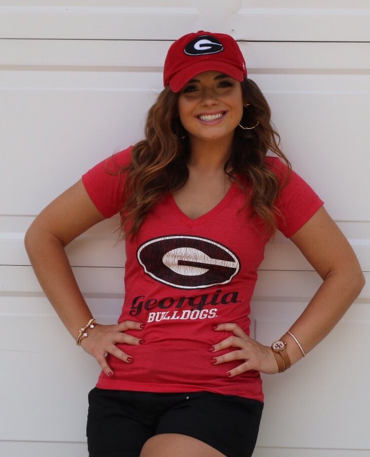 MamaPro5292's tweet photo. I guess she's all ready to go #UGA https://t.co/1nGoc6XWRy