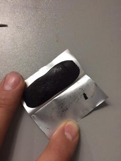 kerry_truman's tweet photo. @DMTPedais @laura_kampf maybe have a play around with @sugru if you haven't already...? #DIY #USBholder https://t.co/UYOlmXc2bq