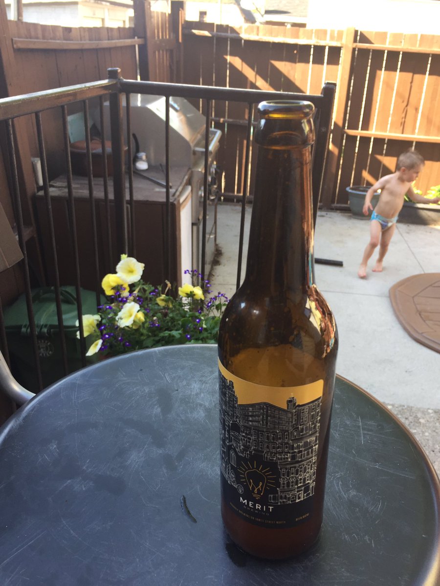 Beer, BBQ, pool. I ❤️ summer. Great beer <a href="/MERITBrewing/">MERIT Brewing Co.</a>