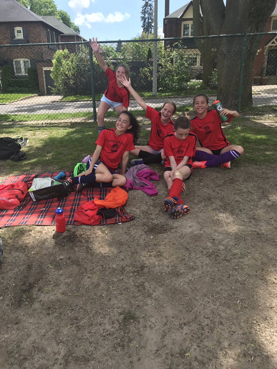 mrbaker_class's tweet photo. Congrats to the girls soccer team @BessboroughEMS . Off to the semis here we go!! @MsAzodi 😊 https://t.co/GJNpxiUvQu