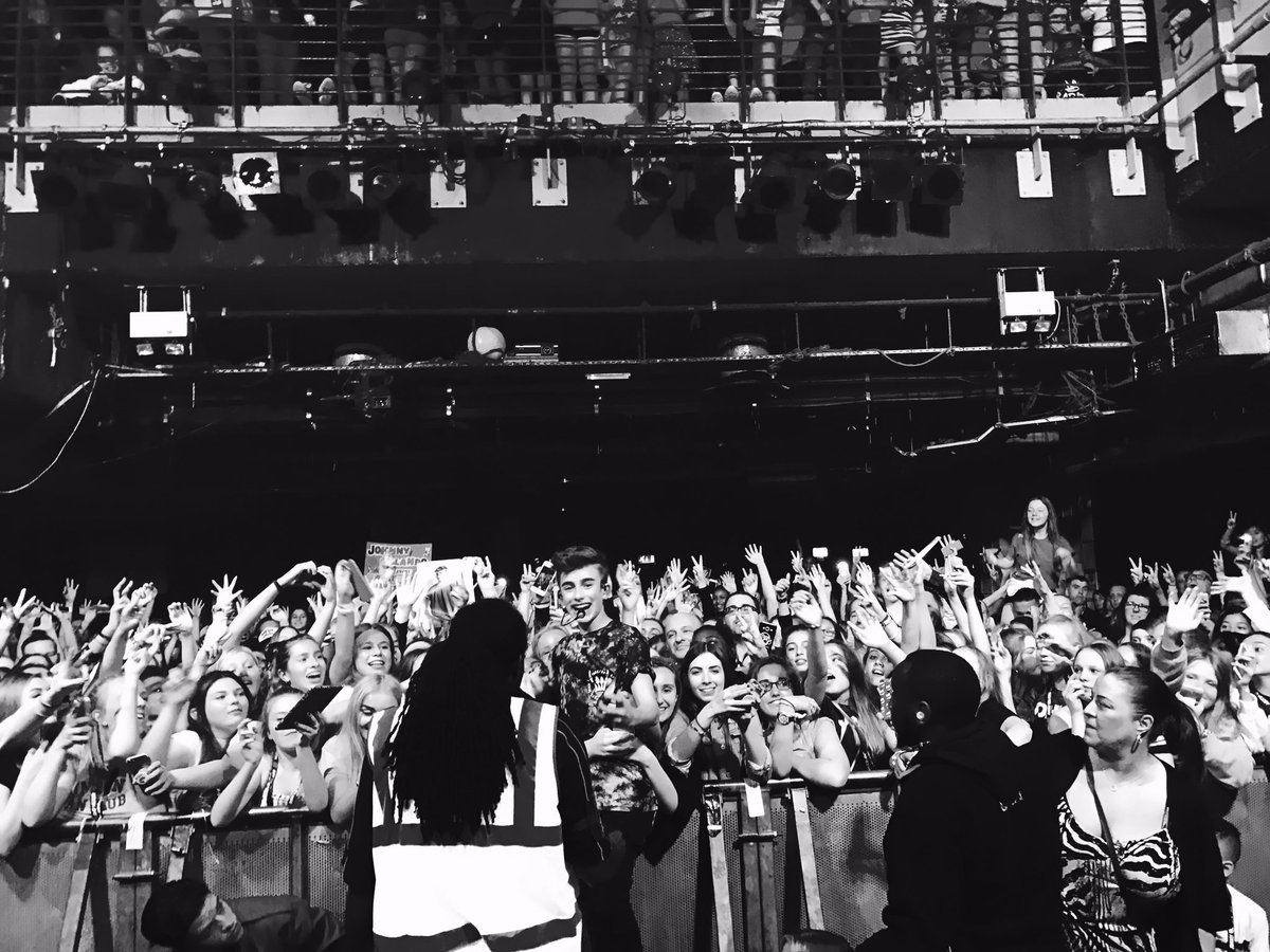 johnnyorlando's tweet photo. Thank You London 🇬🇧❤️ https://t.co/x0sRfje52e