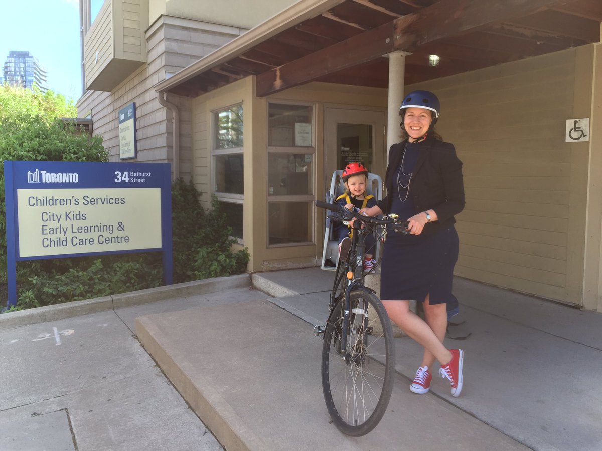 AubreyLinx's tweet photo. Starting my child early for #BIketoSchoolWeek on #BikeToWorkDay https://t.co/MY3AantAq9