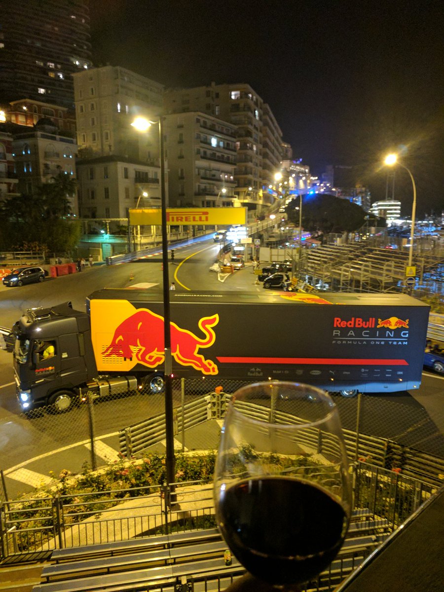 GP_Deluxe's tweet photo. We've all loaded out. Some by road. Us by plane and some less fortunate having to take the crane!!!! 
Can't wait for #GPDeluxe 2018 https://t.co/NE2nrG9Yqu