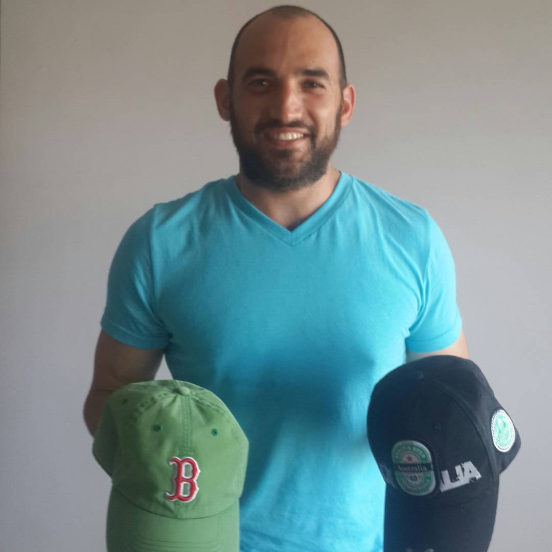 brushitmex's tweet photo. Otro cliente satisfecho, gracias por su confianza en #brushit, dejamos las cosas #comonuevas. #tenis #gorras #Felizlunes https://t.co/Uz7WL2MRSE