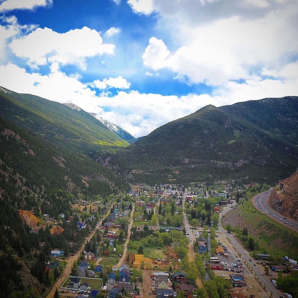 randymajors's tweet photo. And a still shot from above Georgetown for good measure 📷#georgetowncolorado #colorfulcolorado #drone https://t.co/RUZWZHcWq8 https://t.co/XIToyfjGCr