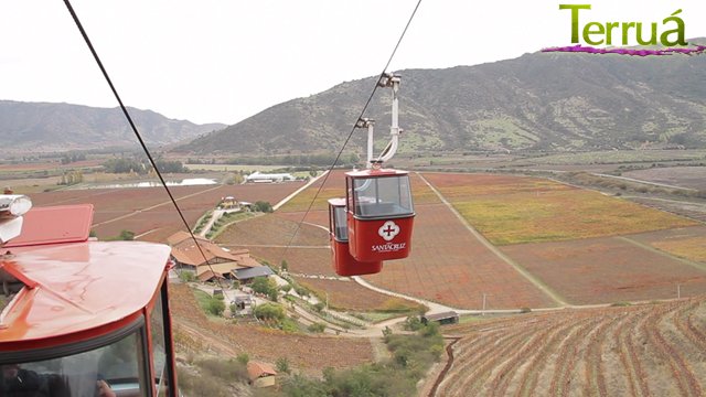 CANAL_13C's tweet photo. Descubre todas las experiencias y actividades que puedes realizar en @vinasantacruz junto a @danielgreve en @terruatv a las 22hrs https://t.co/KcMLmjLAk6